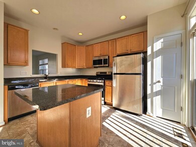 15334 Elizabeth Burbage Loop, Woodbridge, VA 22191 - photo 6