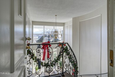 216 University Pkwy unit 23W, Johnson City, TN 37604 - photo 4