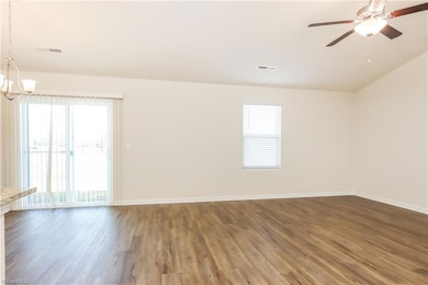 311 Armistead Ct, Burlington, NC 27217 - photo 2