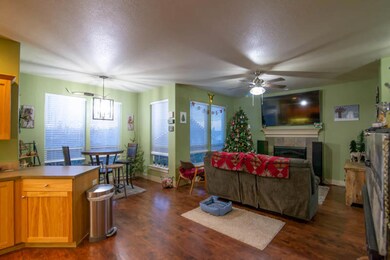 20118 Carson Creek Ct, Bend, OR 97702 - photo 3