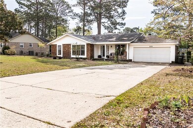 2323 Colgate Dr, Fayetteville, NC 28304 - photo 2