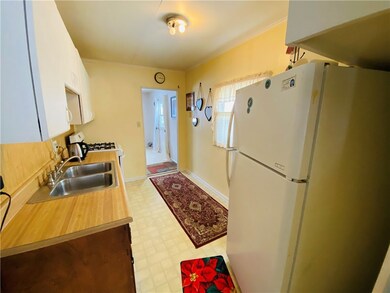 631 Zephyr Ave, Erie, PA 16505 - photo 6