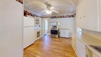 28-Summit-St-Bryant-Pond-ME-04219-Kitche