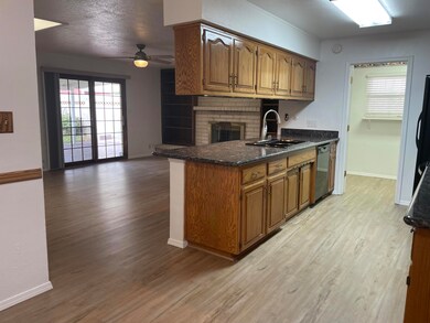 6717 Orphelia Ave NE, Albuquerque, NM 87109 - photo 7