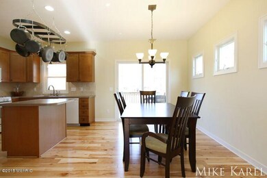 5397 Meadow Run Dr SW, Wyoming, MI 49509 - photo 6