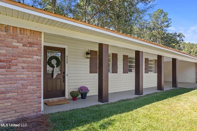 908 Live Oak Dr, Clinton, MS 39056 - photo 4
