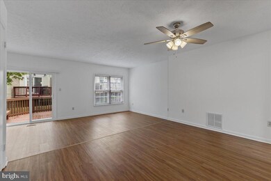 11414 Cosca Park Place, Clinton, MD 20735 - photo 4