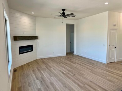 669 W Arbor Glenn Dr, Nixa, MO 65714 - photo 7