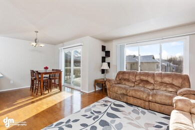 Living Room 20190221-DW-42444-FULL