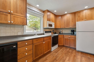 1711 1st Ave SE, Austin, MN 55912 - photo 5