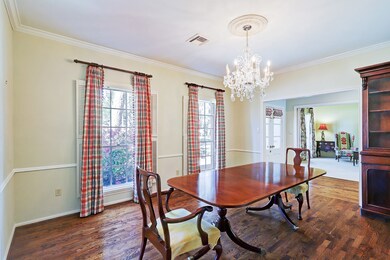 10047 Longmont Dr, Houston, TX 77042 - photo 6