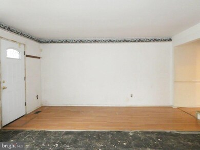 5466 Gloucester Rd, Columbia, MD 21044 - photo 5