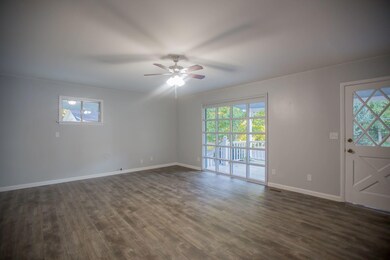 50 McCallie Rd (9 of 30)