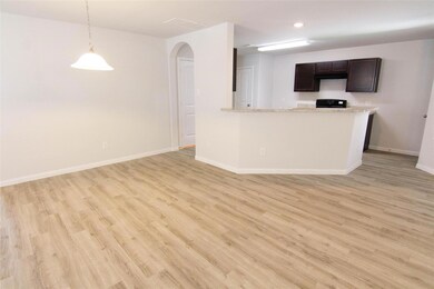 1304 Starling Ln, Ennis, TX 75119 - photo 6