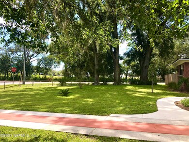 2472 Ormsby Cir E, Jacksonville, FL 32210 - photo 2