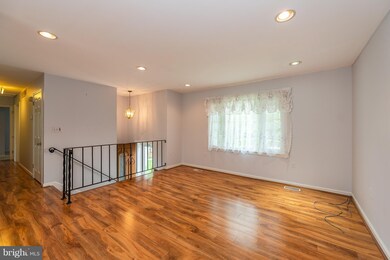 1012 Caren Dr, Sykesville, MD 21784 - photo 3