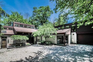 910 Clayton Dr, Worthington, OH 43085 - photo 2