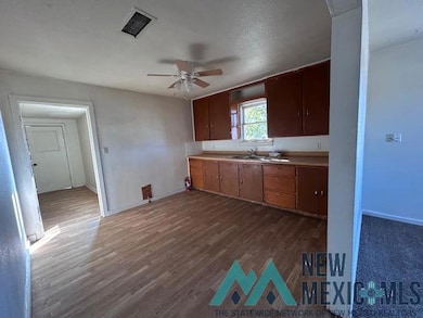 2019 Georgia St, Carlsbad, NM 88220 - photo 3