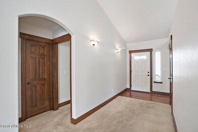 004-2656BlackberryLoop-Hayden-ID-83835-S