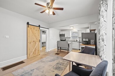 Open Area 02_205 S Wayne Ave