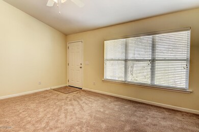 4420 Jay Bird Cir Unit 204-large-004-11-