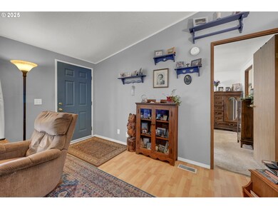 34185 El Roble Ave, Eugene, OR 97405 - photo 6