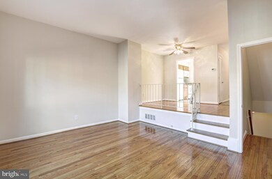 8318 Darlington St unit 461, Springfield, VA 22152 - photo 2