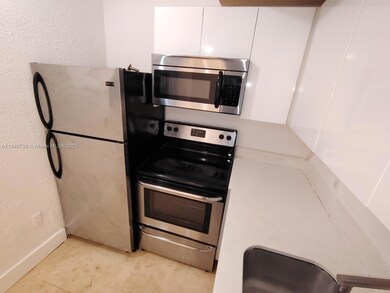 1008 Jefferson Ave unit 202, Miami Beach, FL 33139 - photo 5