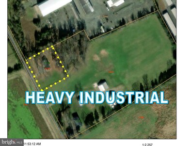 10031 Boteler Rd, Midland, VA 22728 - photo 7