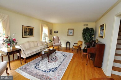 8 Preswick Dr, Medford, NJ 08055 - photo 6