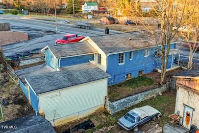 1116 5th St, Bristol, TN 37620 - photo 6