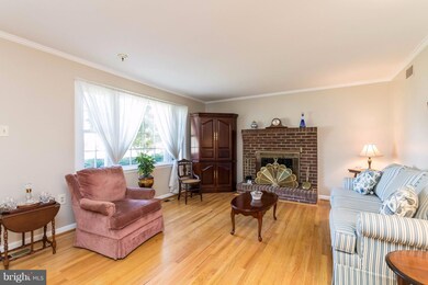 1521 Woodridge Ln, Sykesville, MD 21784 - photo 3