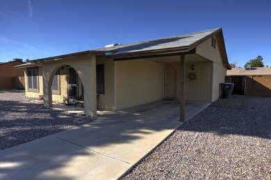 Front of the house 4 (2)