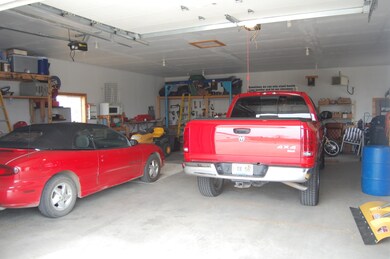 detached garage<|><|>