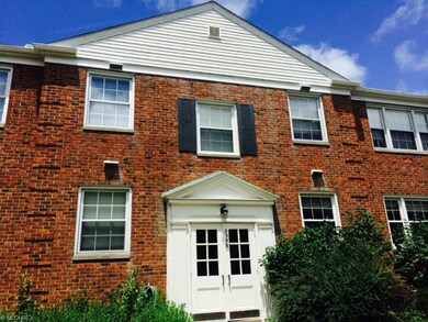 Ground floor unit in a quiet 4 suite building.