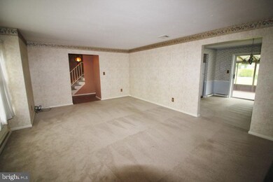 409 N 4th St, Souderton, PA 18964 - photo 6