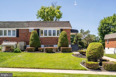 613 Clay Dr, Conshohocken, PA 19428 - photo 3