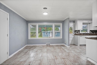 9129 E 3rd Place, Tulsa, OK 74112 - photo 7