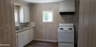 1814 E Lafayette St, Abbeville, LA 70510 - photo 5