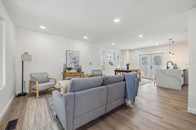 2-web-or-mls-245-e-hinman-ave