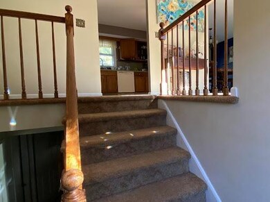 1775 Peachtree Cir, Whitehall, PA 18052 - photo 3