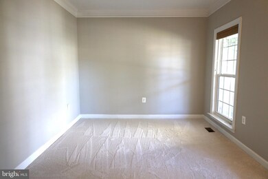 43281 John Danforth Ct, Ashburn, VA 20147 - photo 4