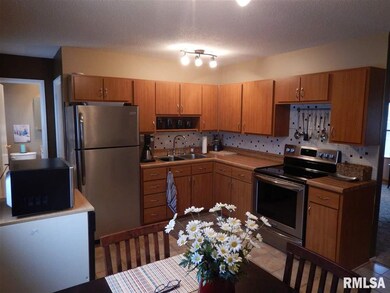 3114 Hyperion Rd, Bettendorf, IA 52722 - photo 7