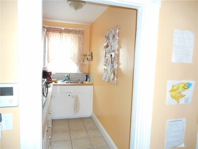 28 Byron St, Cranston, RI 02920 - photo 6