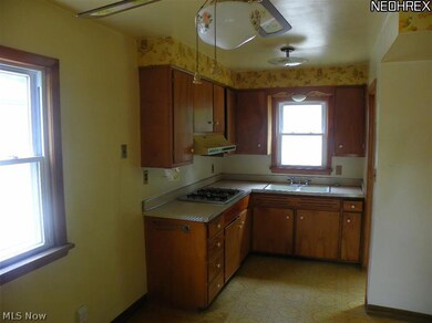 1799 Rush Rd, Wickliffe, OH 44092 - photo 3