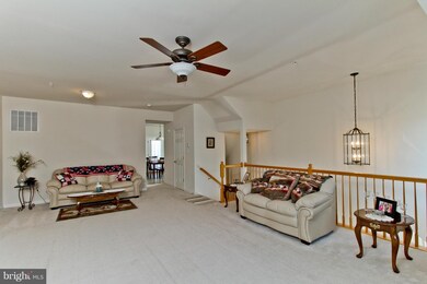10318 Lantern Ln, Hagerstown, MD 21740 - photo 5