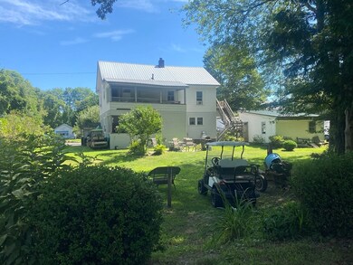 6 Warner St, Turners Falls, MA 01376 - photo 4