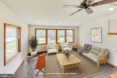 98 Spring Valley Dr, Annapolis, MD 21403 - photo 2