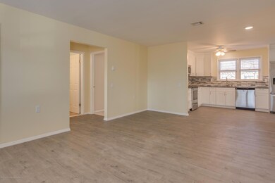 22 S Chestnut Ave unit 70, Whiting, NJ 08759 - photo 6