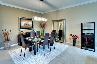 Chic Dining Room
